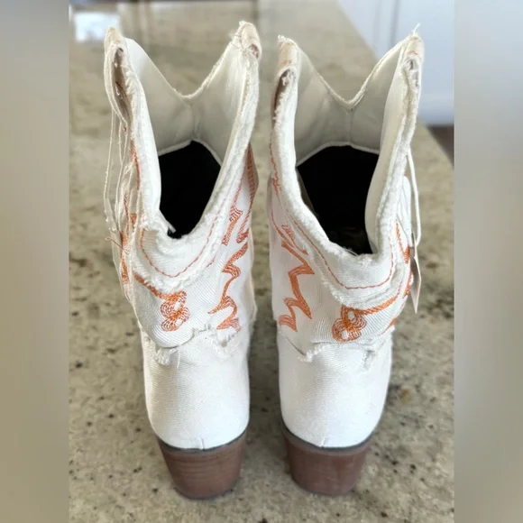 White Denim Western Heeled Boots with Orange Embroidery - Picture 9 of 12